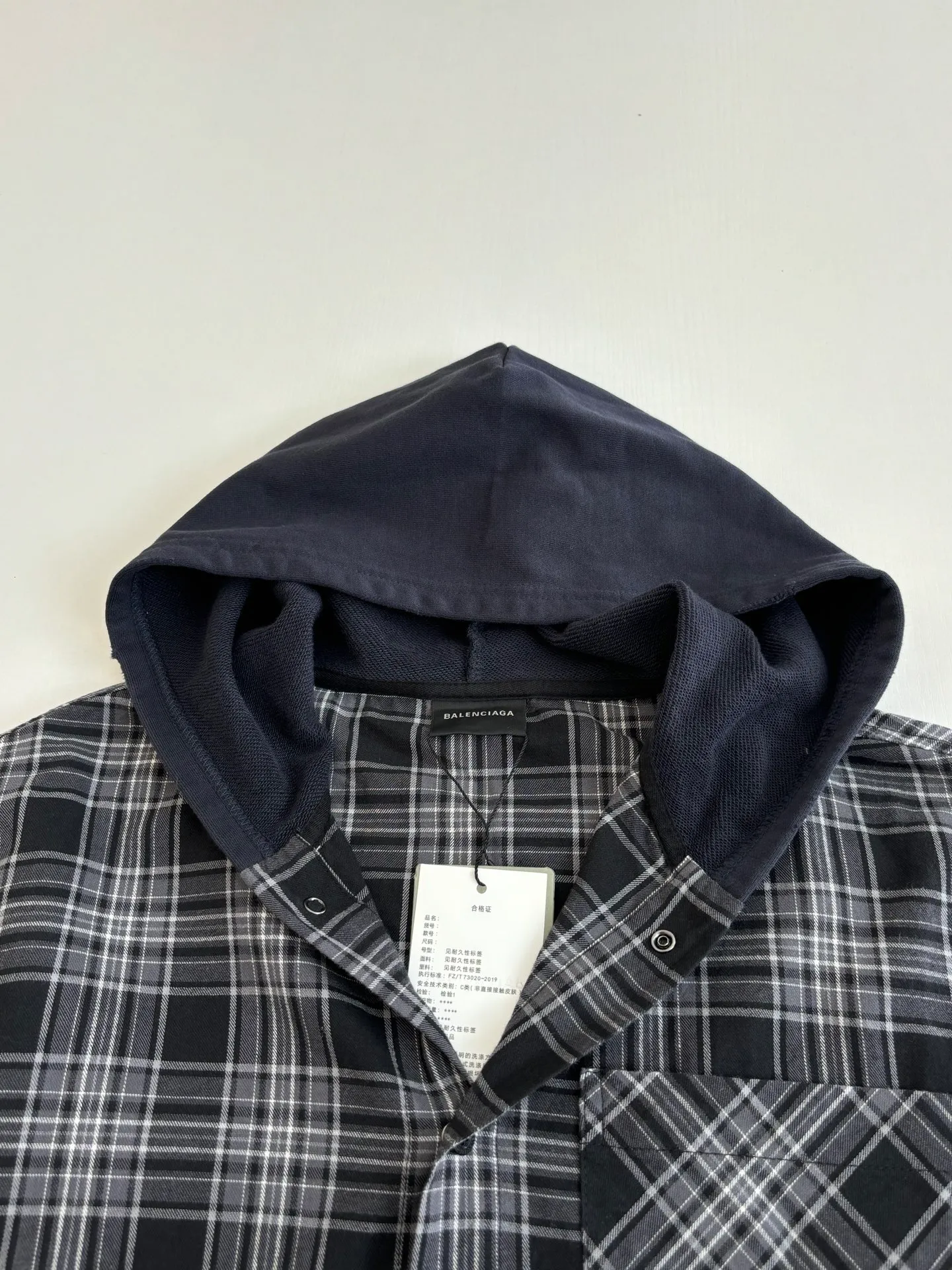 Balenciag*/ + / ， ， ， ， ， ， 。 Size：S/M/L